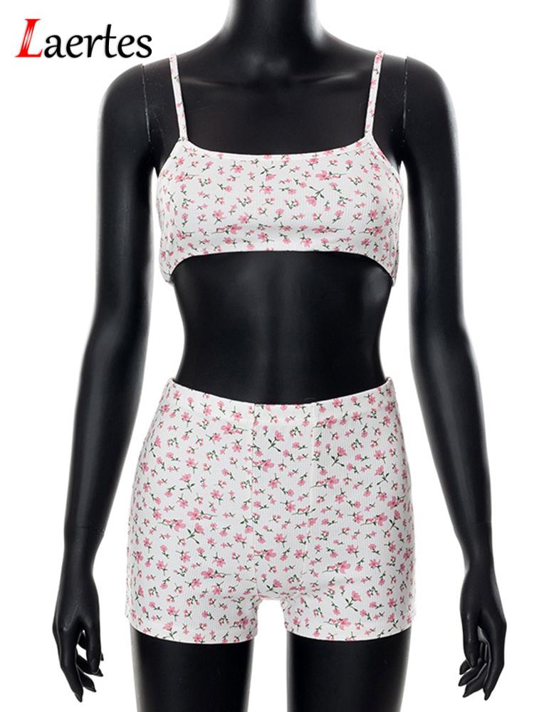 Versatile Slim Yoga Outfit for Women - Stylish & Comfortable